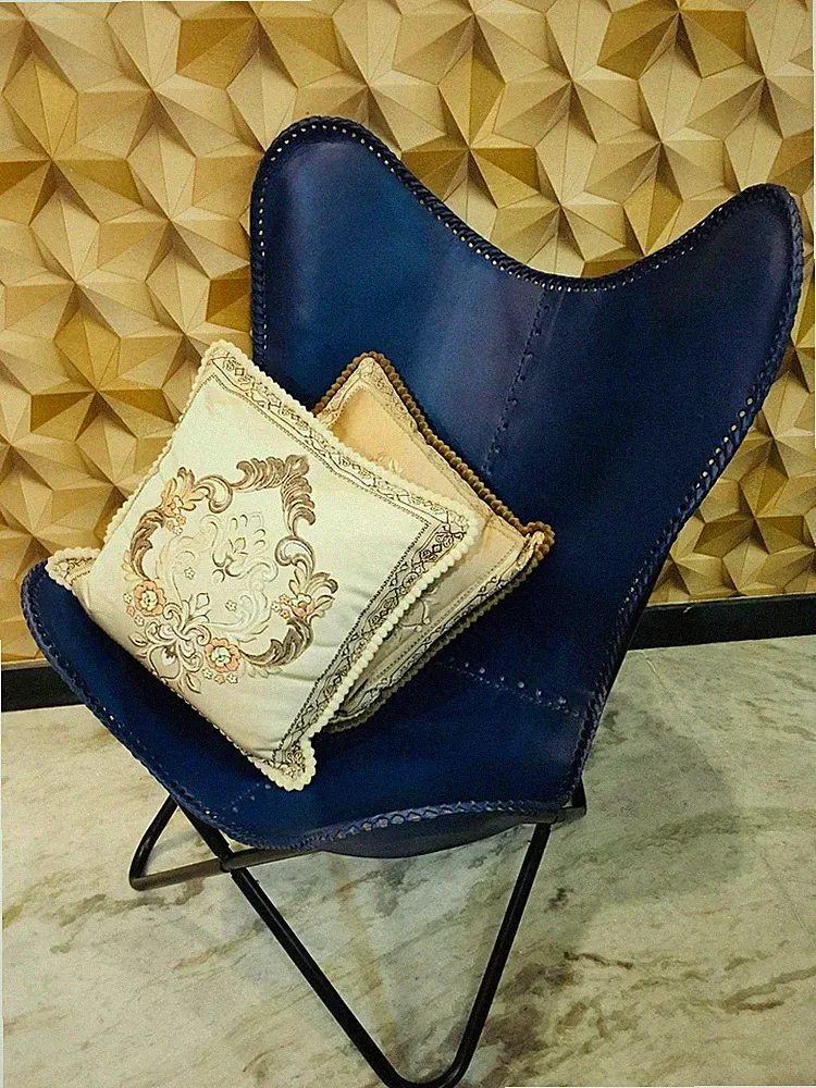 Handmade Vintage Blue Buffalo Leather Butterfly Arm Chair Folding Sleeper Seat